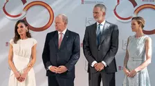 Prințesa Charlene de Monaco, în centrul unei controverse după întâlnirea cu Regele Felipe și Regina Letizia. Gestul care a împărțit internetul