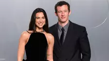 Dua Lipa s-a căsătorit cu Callum Turner. Imagini de la nunta discretă din Londra