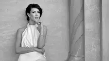 Mezzosoprana Andreea Ilie Dell Uomo susține că este hărțuită de o colegă de la Opera din Brașov. Dezvăluirile artistei: "Când mă dezbrăcam, a pus telefonul să mă înregistreze"