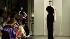 Armani Privé Couture FW26: o demonstrație de măiestrie