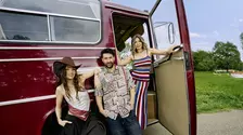 Ce porți la Untold? Inspiră-te din colecțiile capsulă Trendyol Collection, realizate în colaborare cu Theo Rose, Gina și Smiley