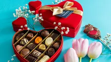 Cadoul care spune totul fără cuvinte: rafinamentul unei cutii de praline belgiene