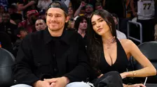 Madison Beer și Justin Herbert s-au logodit după aproape un an de relație