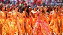 Rafaela Pestrițu, designerul român din spatele costumelor purtate de dansatorii Shakirei la Cupa Mondială 2026