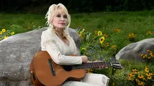 Dolly Parton a luptat în secret cu cancerul, înainte de decesul său la 80 de ani. Ce rugăminte emoționantă a adresat familia ei fanilor