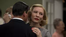 E doar un flirt? Cum ceva aparent nevinovat poate să îți afecteze serios relația de cuplu
