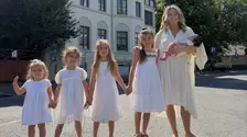 Imaginea emoționantă dezvăluită de Laura Cosoi. Cum a apărut alături de Nina, cea de-a cincea fiică a ei, cu puțin timp înainte de botezul micuței