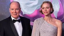 O imagine de acum 20 de ani cu Prințesa Charlene de Monaco face valuri pe internet. Care este motivul