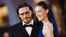 Brooklyn Beckham, gest emoționant pentru Nicola Peltz pe covorul roșu. Cum și-a ajutat soția în public