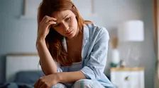 Anxietatea de duminică seara: ce o întreține și cum o poți gestiona