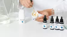 Înțelegerea pielii începe în profunzime: Corneoterapia și Dermaviduals, un duo inseparabil