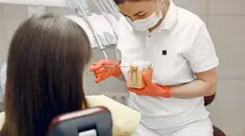 Top 5 clinici dentare pentru parodontoză în sectorul 1 al Capitalei