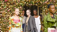 Flori pentru primăvară? De-a dreptul revoluționar! Sau de ce nu mi-a plăcut colecția Spring/Summer 27 Maison Margiela