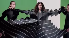 Ce se întâmplă când privești moda cu ochii unui arhitect?