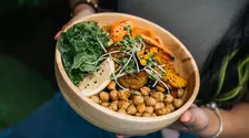 Micul dejun, prânzul și gustarea, în variantă vegetală: idei simple de la Zoya