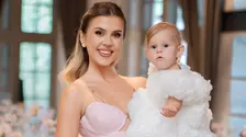 Emily Burghelea, petrecere de poveste pentru fiica ei. Elisabeta a împlinit un an și i-a tăiat turta