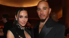 Kim Kardashian, apariție spectaculoasă la Grand Prix-ul de la Singapore. Cum arată ținuta purtată de vedetă și cum l-a susținut pe iubitul ei, Lewis Hamilton
