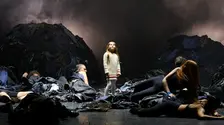 Mercedes-Benz Bucharest Fashion Week SS27: între podium, scenă și muzeu