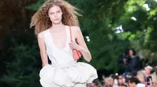 Stella McCartney SS27: oceanul, între inspirație și mesaj