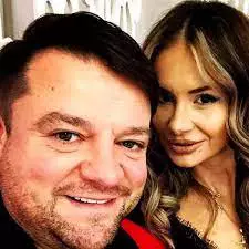 Cine-este-Gratiela-Duban-11