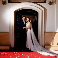 images - 2024-09-13T125000.190