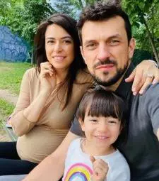 diana_bart_mihai_si_maira-225x300