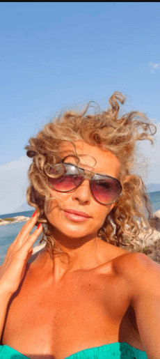 Alexandra Velniciuc la mare