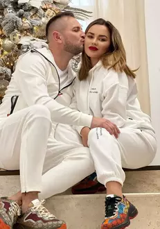 269879217_925851341392911_5934637359492030835_n-820×1024-1