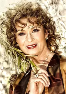 angela-similea-205147l