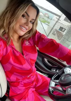 carmen-de-la-salciua-inselata-de-culita-sterp-