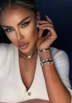 1-Bianca-Dragusanu-3