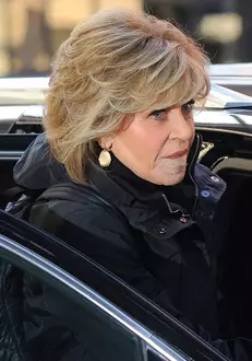 Jane-Fonda-1-681×1024-1