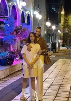 baiatul-anamariei-prodan-si-al-lui-reghe-bataie-parinti-3