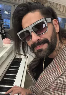 79498318_3193807643968957_2479262123494998016_o-819×1024-1