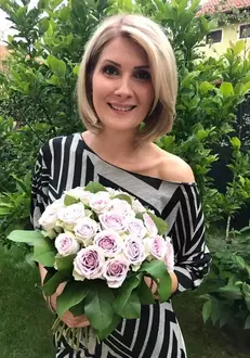 Alessandra-Stoicescu5