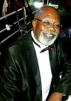 cine-e-tatal-lui-cabral-2