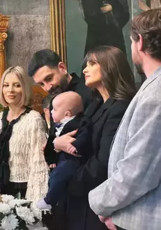 1.-ana-baniciu-si-a-botezat-baietelul