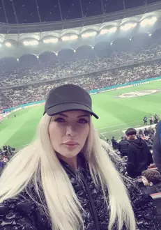 laura-vicol3-2