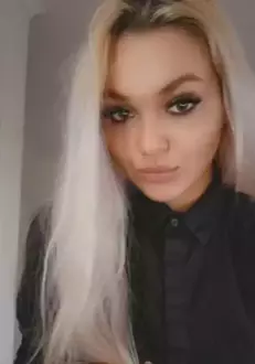 ella-visan-inainte-de-operatiile-estetice-1