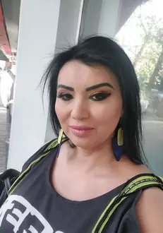 adriana-bahmuteanu-3