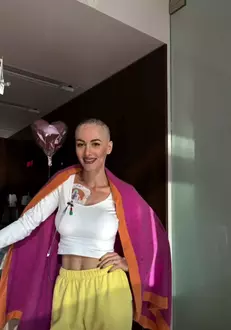 beatrice-andrei-a-fosta-diagnosticata-cu-leucemie-1