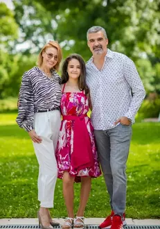 Aurelian Temișan și Monica Davidescu fiica
