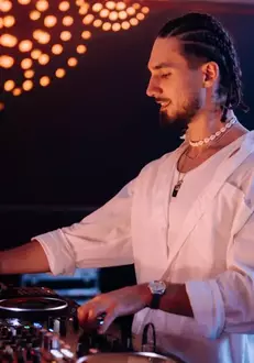 vlad-calomfir-dj-calvee-ispita-insula-iubirii-2