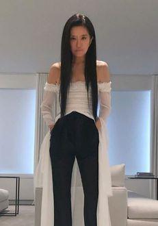La 70 De Ani Creatoarea De Modă Vera Wang Arată Ca O Puștoaică De