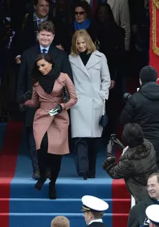 Eva Longoria ajunge la ceremonia de investire