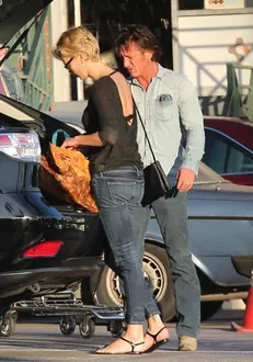 Sean Penn si Charlize Theron