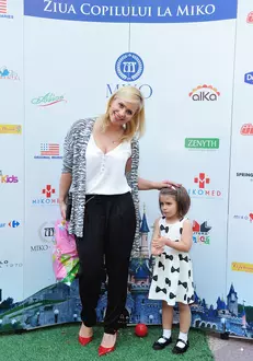 Paula Chirila si Carla