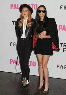 Demi si fiica sa, Rummer