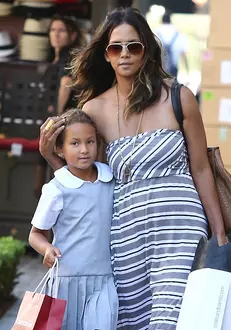 Halle Berry si Nahla