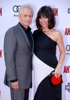 Michael Douglas si Evangeline Lilly